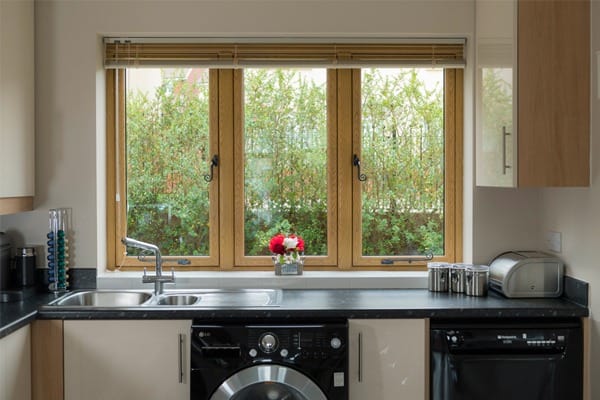 Flush casement windows